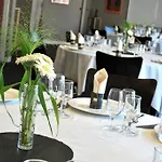 De Loire Et Restaurant Les Bateliers 3*