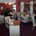 De Loire Et Restaurant Les Bateliers 3*