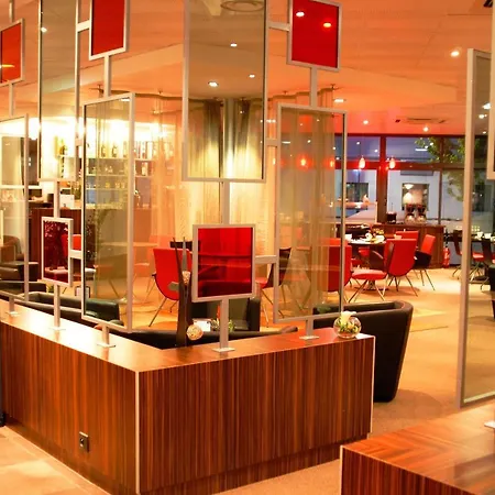 De Loire Et Restaurant Les Bateliers Szálloda