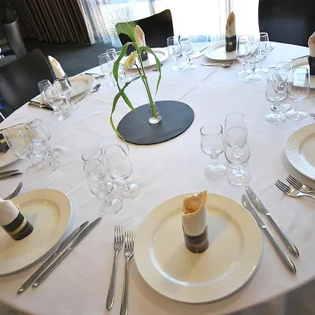 Szálloda De Loire Et Restaurant Les Bateliers Trélazé