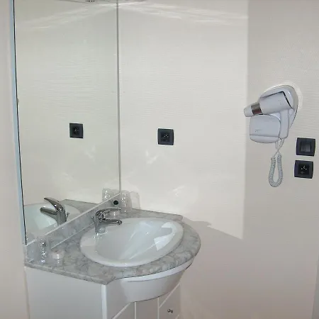 De Loire Et Restaurant Les Bateliers 3*