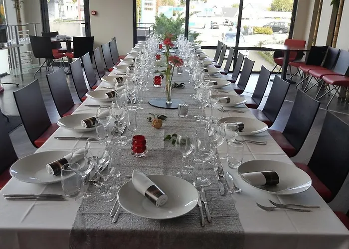 Hotel De Loire Et Restaurant Les Bateliers Trélazé