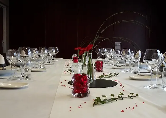 De Loire Et Restaurant Les Bateliers Hotel