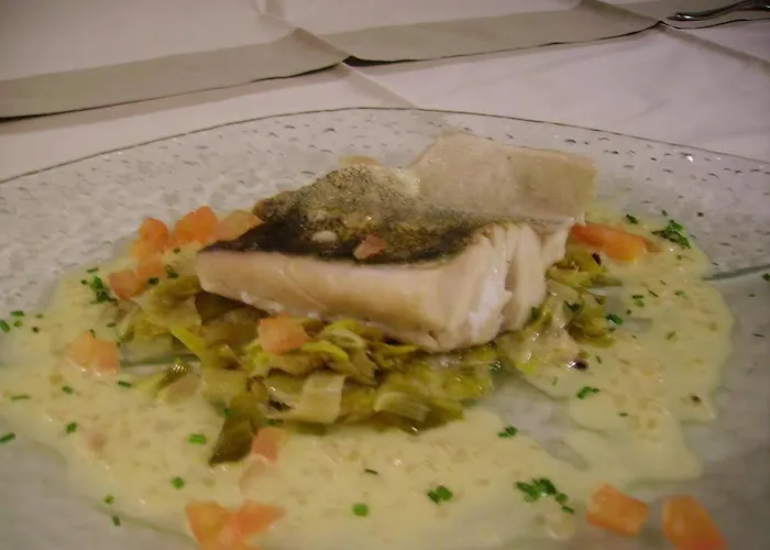 De Loire Et Restaurant Les Bateliers Trelaze