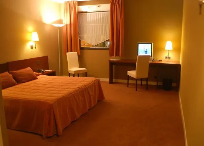 De Loire Et Restaurant Les Bateliers Trélazé